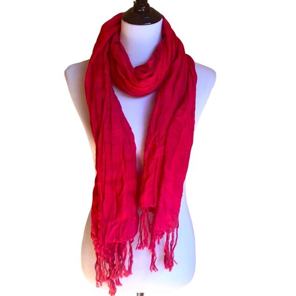 Red cotton wrap check/basket weave pattern with fringe - Picture 2 of 3